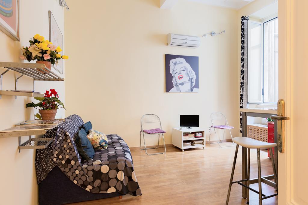 Casa Vacanze Colosseum By Alice Rome Buitenkant foto